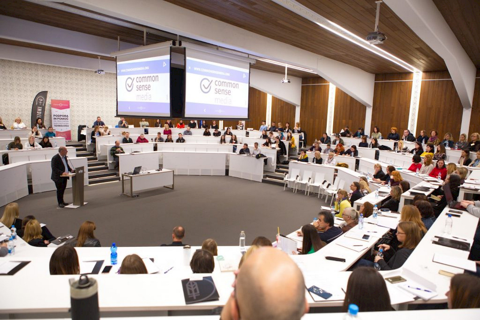 3. strokovna konferenca Centra &Scaron;teker