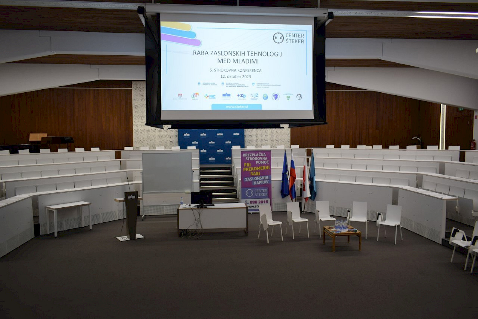 Na 5. strokovni konferenci Centra &Scaron;teker o digitalizaciji, medijski pismenosti in zdravju mladih