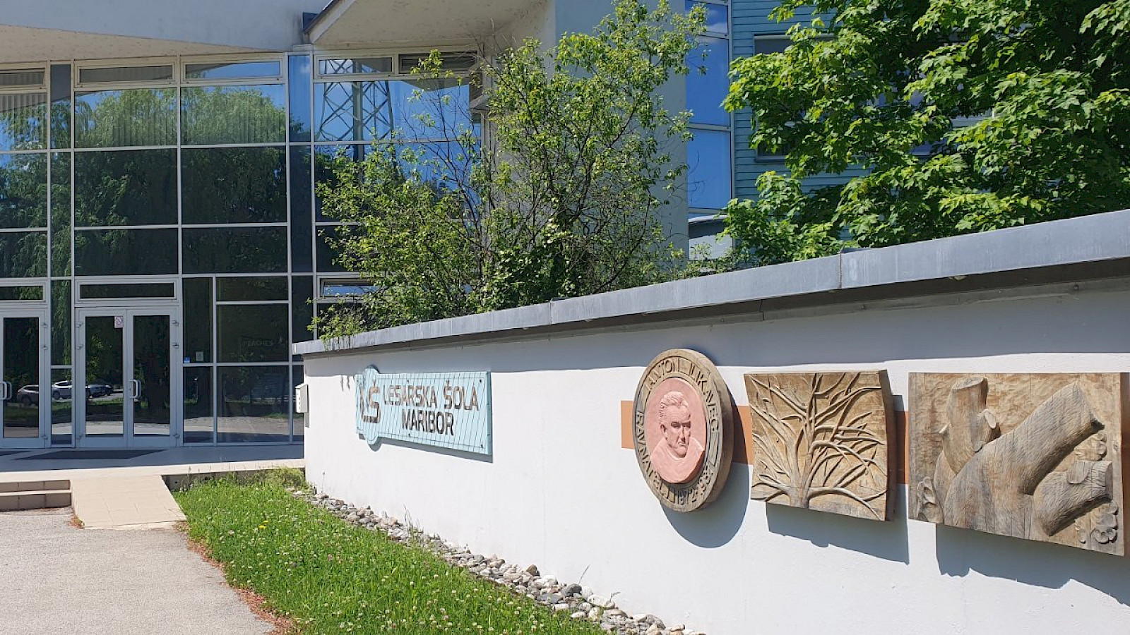 Delavnice na Lesarski &scaron;oli Maribor