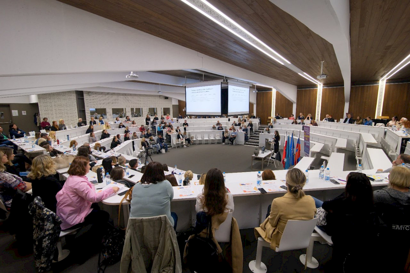 7. strokovna konferenca Centra &Scaron;teker