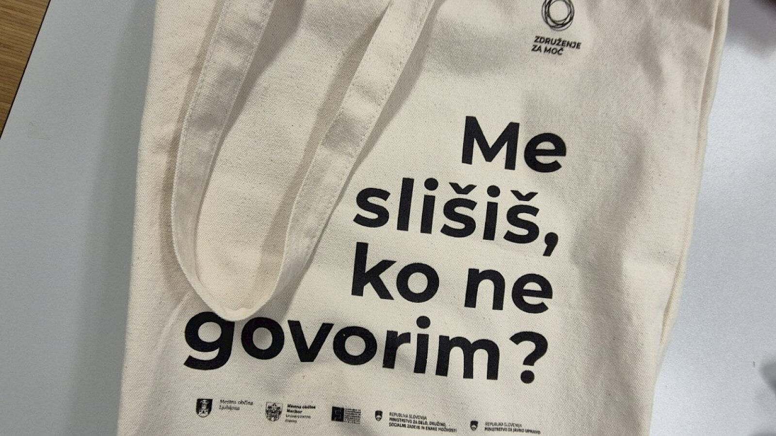 Udeležba na posvetu Me sli&scaron;i&scaron;, ko ne govorim?